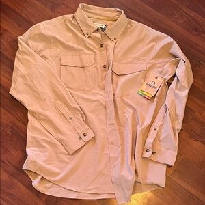 Magellan NWT Men’s Long Sleeve fishing shirt with UPF and bug shield.